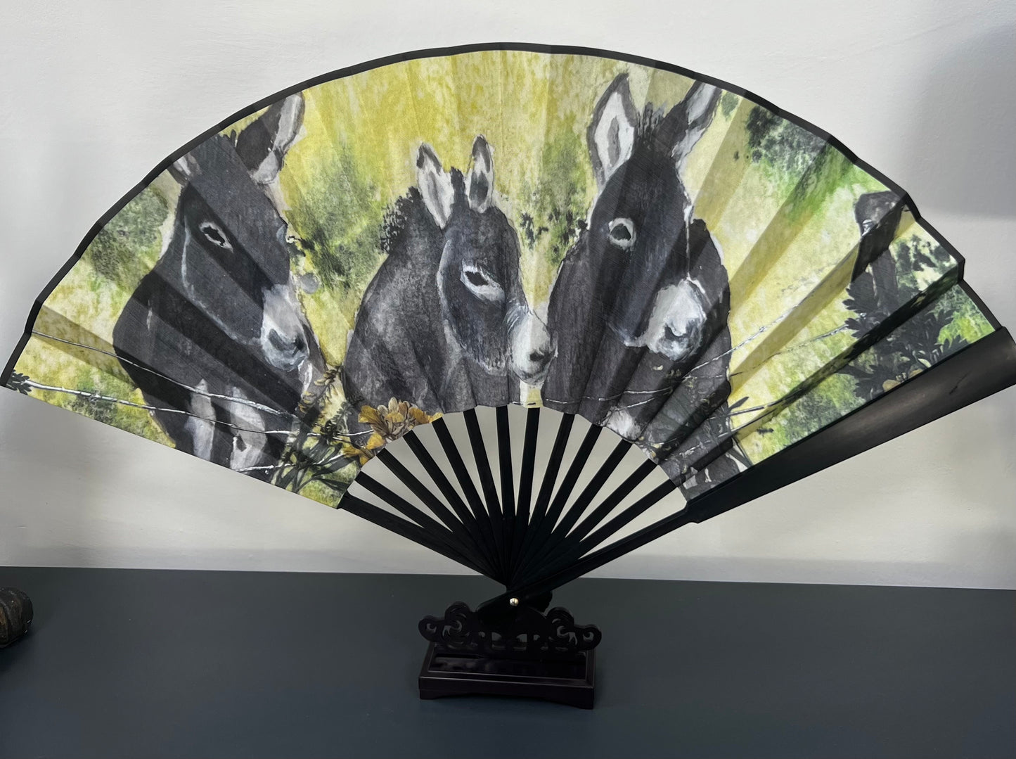 Hand Held Fan 18"